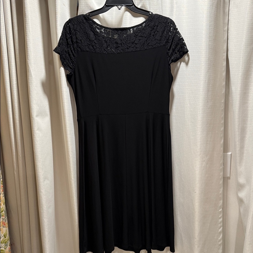 Perceptions Black Lace Yoke Midi Dress - Picture 3 of 3